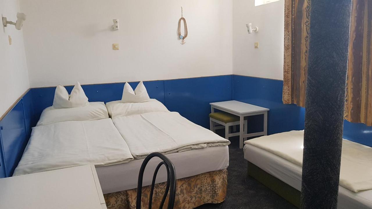 Hotel Amigo Zamárdi Extérieur photo