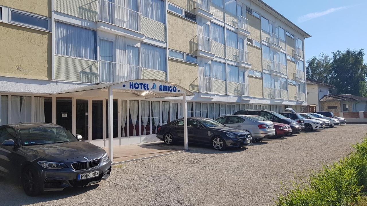 Hotel Amigo Zamárdi Extérieur photo